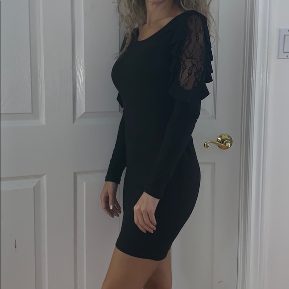 MINI LONG-SLEEVE COCKTAIL DRESS - Picture 1 of 2